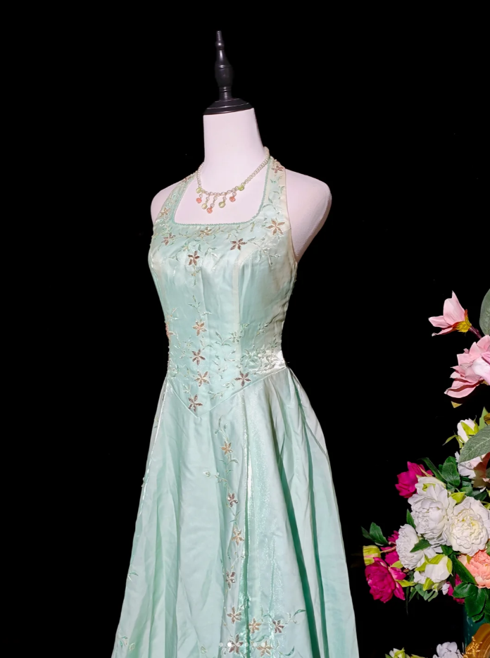 Chic Mint Green Halter Satin Tulle Embroidery Beaded Long Party Dress Evening Gown D2364