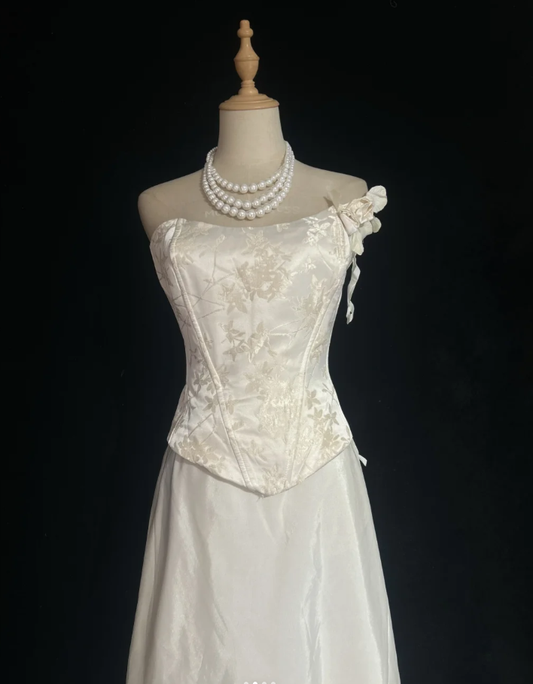 Classy Strapless Satin Print Floral A Line Long Wedding Guest Dress White Formal Evening Gowns SP1792