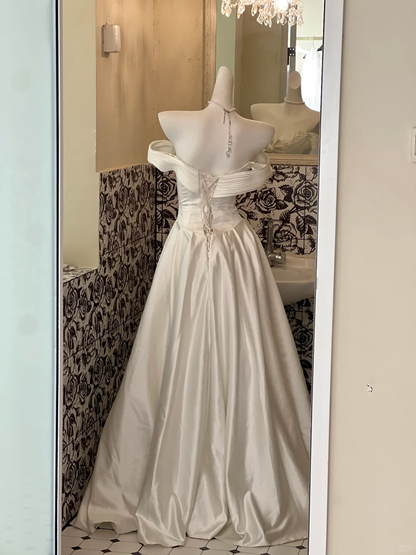 White Classy Ball Gown Off the Shoulder Pearl Satin Long Prom Dress Wedding Dress SH3857