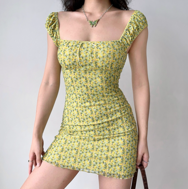 Cute Summer Dress Square Neck Short Fitted Print Skirt Women Teenage Girl Vacation Date Party Dress    D2283