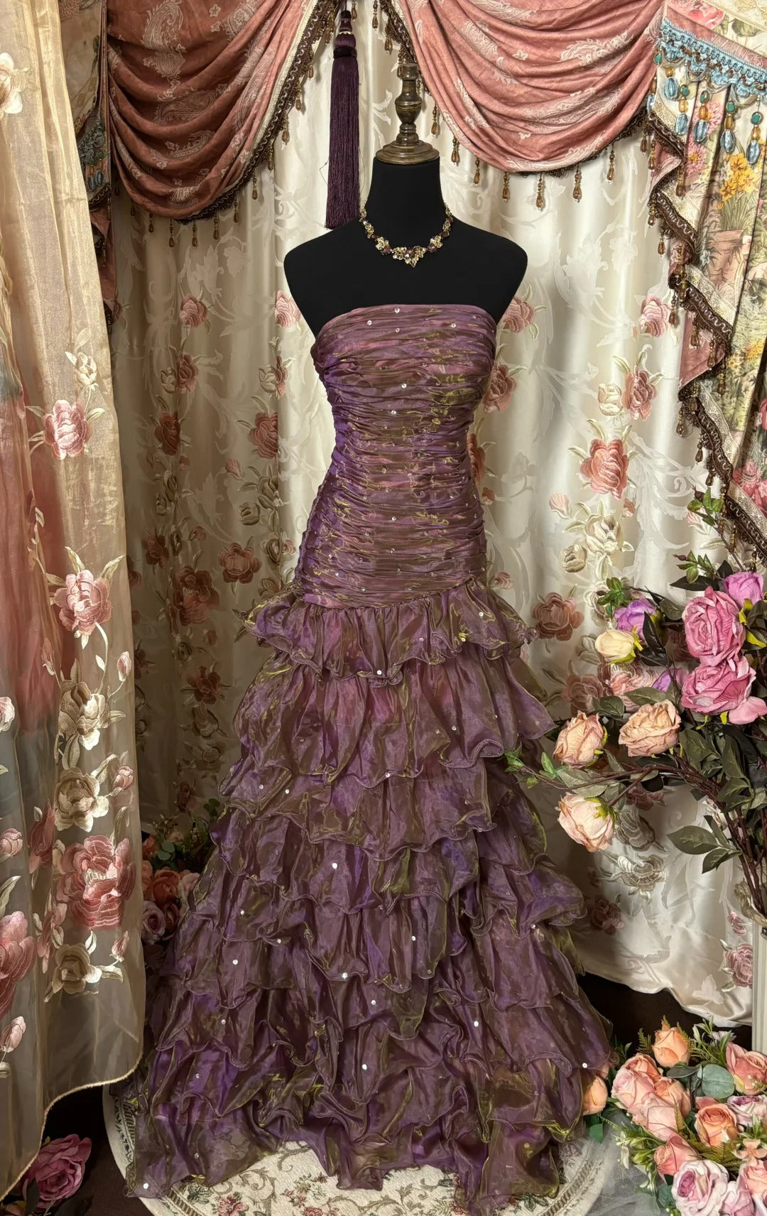 Charming Prom Dress Strapless Pleated Ruffle Prom Gown Evening Dress Gala Dress Business Dinner Dress   D2388
