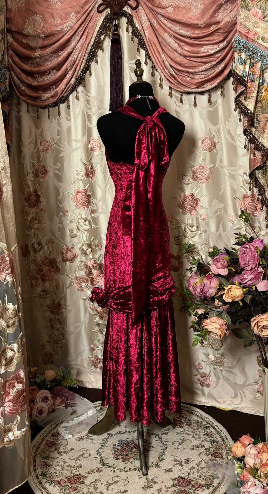 Beauty Prom Dress Velvet Halter Backless Prom Gown Evening Dress Gala Dress Business Dinner Dress  D2390