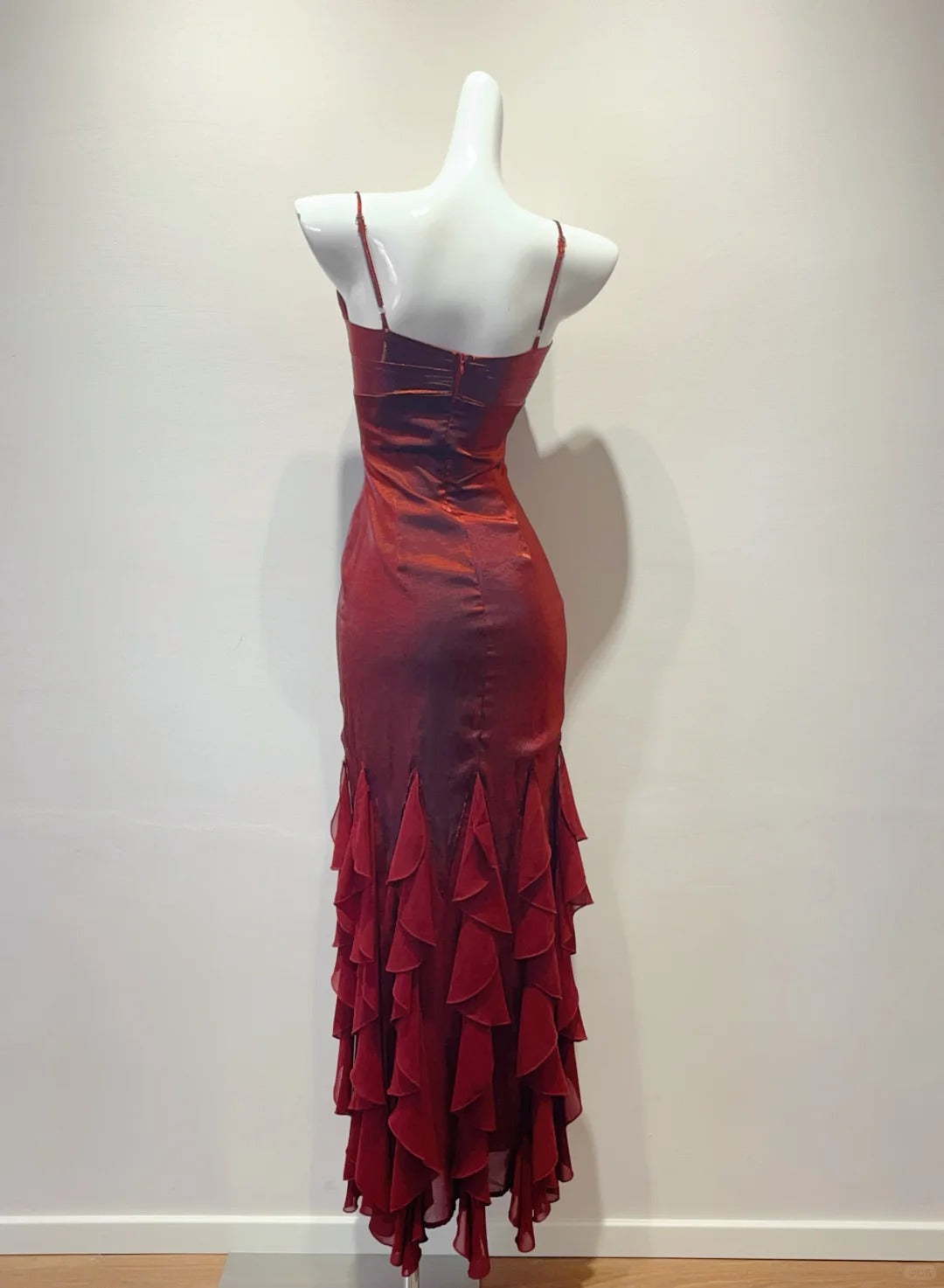 Charming Prom Dress Spaghetti Straps Ruffle Prom Gown Evening Dress Gala Dress  D2724