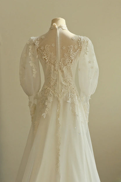 Elegant A Line Lace Floral Wedding Dress    D2816
