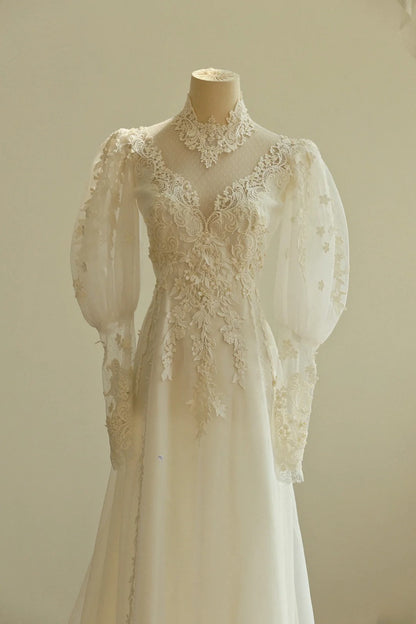 Elegant A Line Lace Floral Wedding Dress    D2816