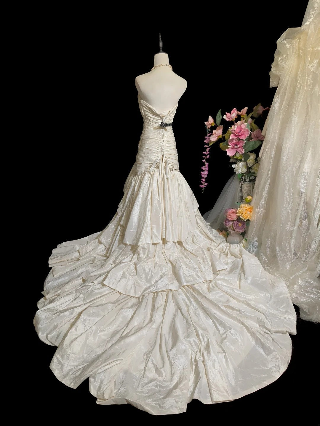 Charming Prom Dress Strapless Pleated Tiered Mermaid Evening Dress Gala Dress        D3063