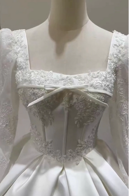 Charming Wedding Dress Square Neck Pleated Wedding Dress  D3187