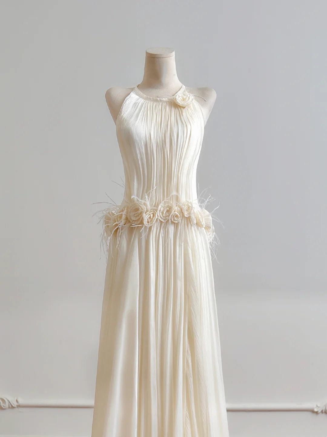 Charming Wedding Dress A Line Crew Neck Pleated Wedding Dress D3387