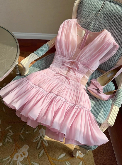 Elegant Homecoming Dress A Line V-neck Pleated Short Prom Dress Cocktail Dress Birthday Party Outfits  D4056
