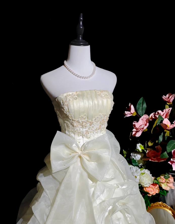 Elegant Strapless Organza Pleated Beaded Ball Gown Sweet 15 Dress Quinceanera Dress D2357