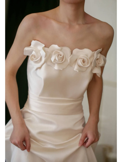 Romantic Camellia A Line Strapless White Satin Wedding Dress SH5079