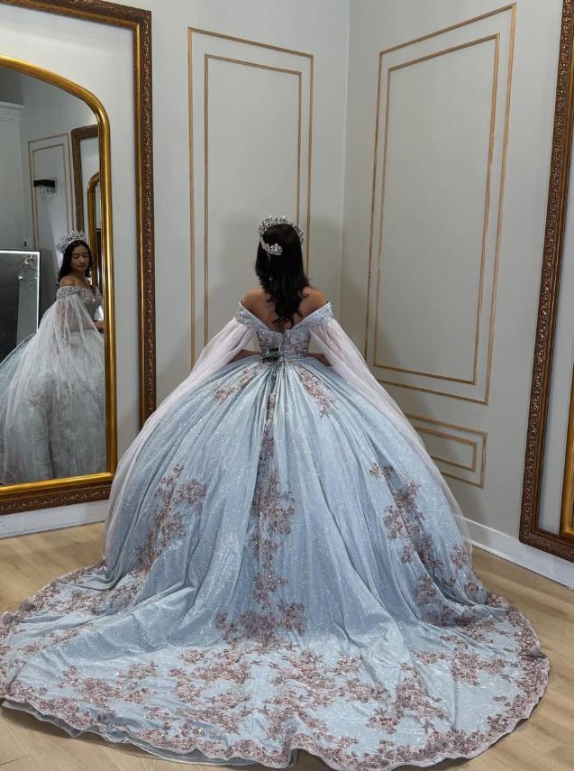 Shiny Baby Blue Ball Gown Off the Shoulder Sequin Tulle Sweet 16 Dress Party Gowns Quinceanera Dresses SH3560