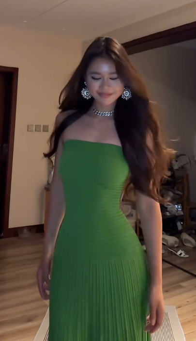 Sexy Green Strapless Satin Pleated Mermaid Long Wedding Guest Dress Birthday Prom Dress D1629