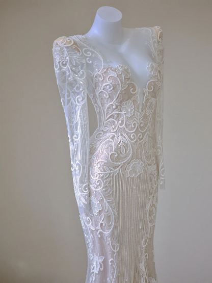 Unique Mermaid V Neckline White Lace Long Sleeves Wedding Dresses Brides Dress P0023