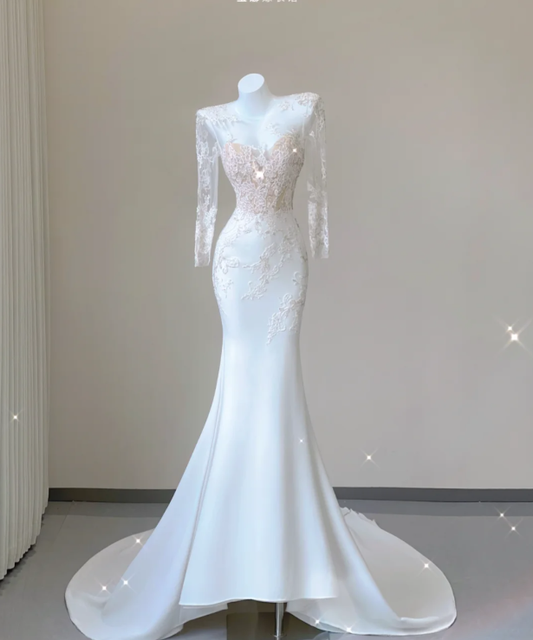 Unique Mermaid V Neckline White Lace Long Sleeves Wedding Dresses Brides Dress P0027