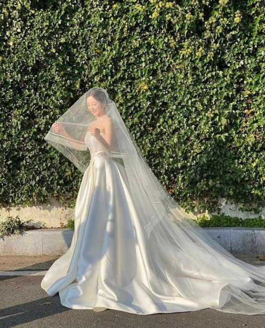 Vintage Ball Gown Strapless Long White Satin Wedding Dresses P1281