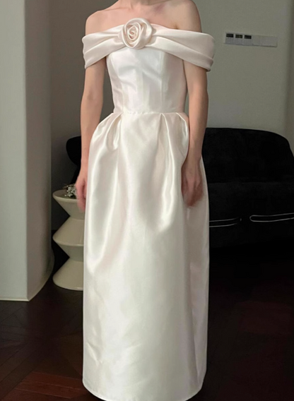 Elegant and minimalist one-shoulder 3D floral satin bridal gown P2677