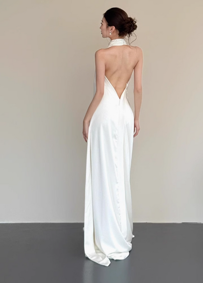 Simple halterneck white off-shoulder silk backless wedding dress P2703