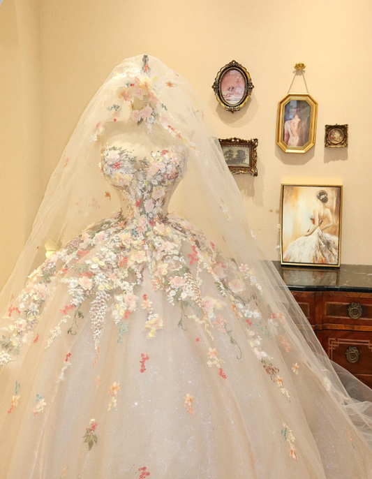 Dreamy White Heart-Shaped Collar Floral Tulle Princess A-Line Floor-Length Wedding Dress P2771