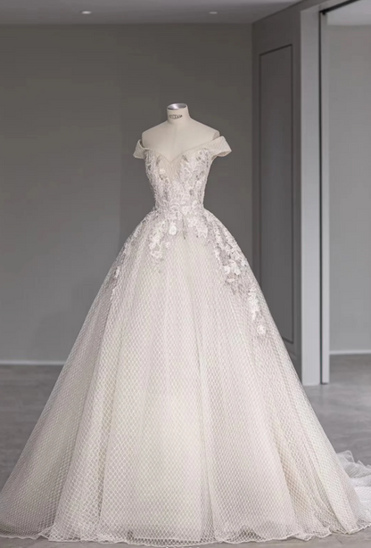Vintage Lace Off-the-shoulder Chic Grid Floral A-line Wedding Dress P2873