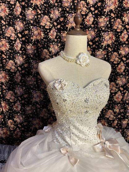 White heart-shaped collar bow beaded cake skirt wedding dress P3029