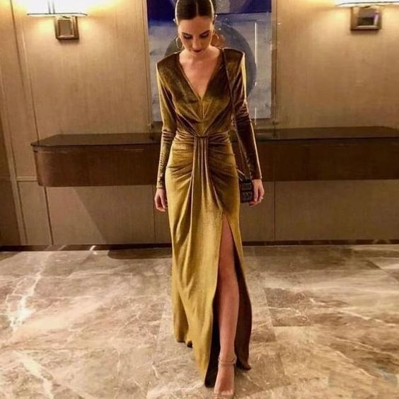 Sexy V-Neck Long Sleeve Split Velvet Prom Dress P4801