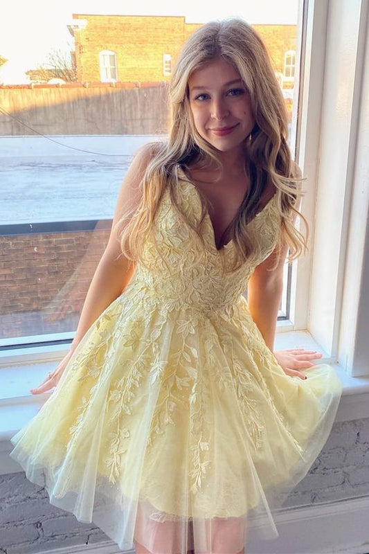 Yellow A-line Short Lace Homecoming Dress P8157