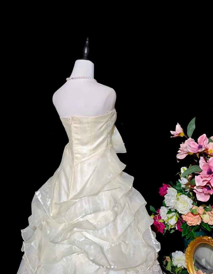 Elegant Strapless Organza Pleated Beaded Ball Gown Sweet 15 Dress Quinceanera Dress D2357