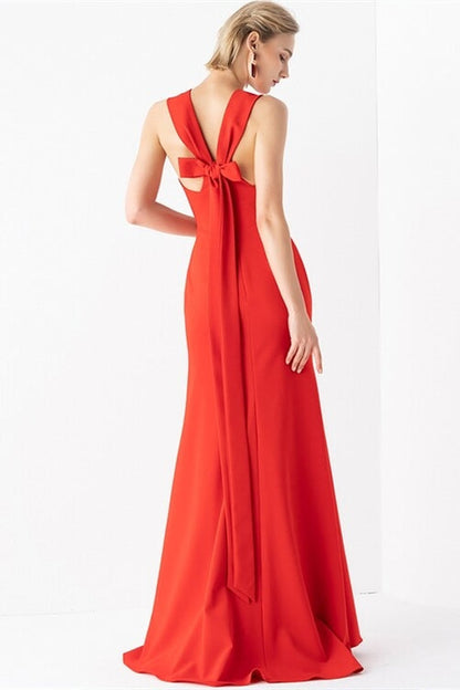 Low V-Neck Sleeveless Satin A-Line Party Prom Dress