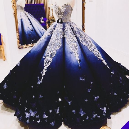 Stunning Purple Princess Quinceanera Dresses Crystal Beads Sash Butterfly Lace Appliques Ball Gown Prom Gowns 1026
