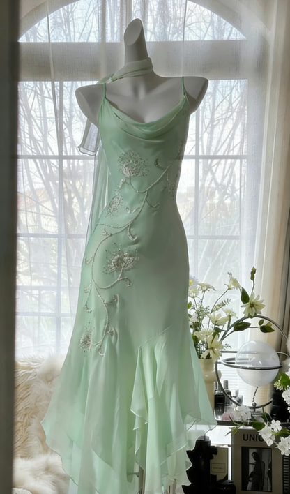 Elegant Mermaid Spaghetti Strap Beaded White Chiffon Prom Dress Graduation Prom Dress SH2560