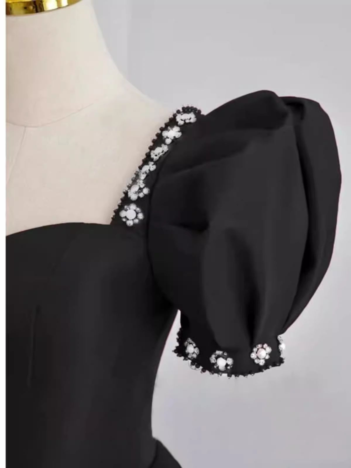 Vintage Ball Gown Sweetheart Satin Black Long Prom Dress Formal Dresses PD0049