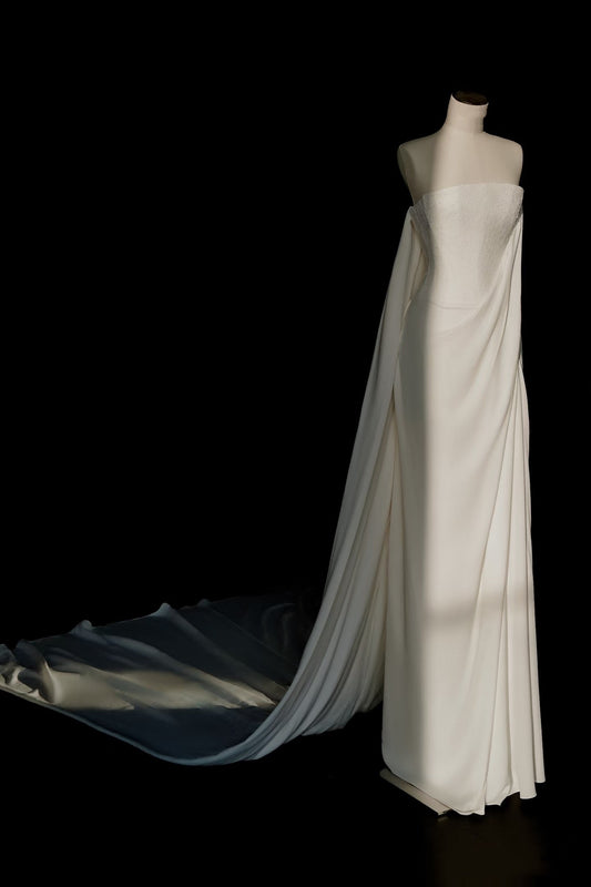 Simple Bridal Gown Sheath Strapless White Lace Floor Length Wedding Dresses Minimalist Bridal Gowns D2740