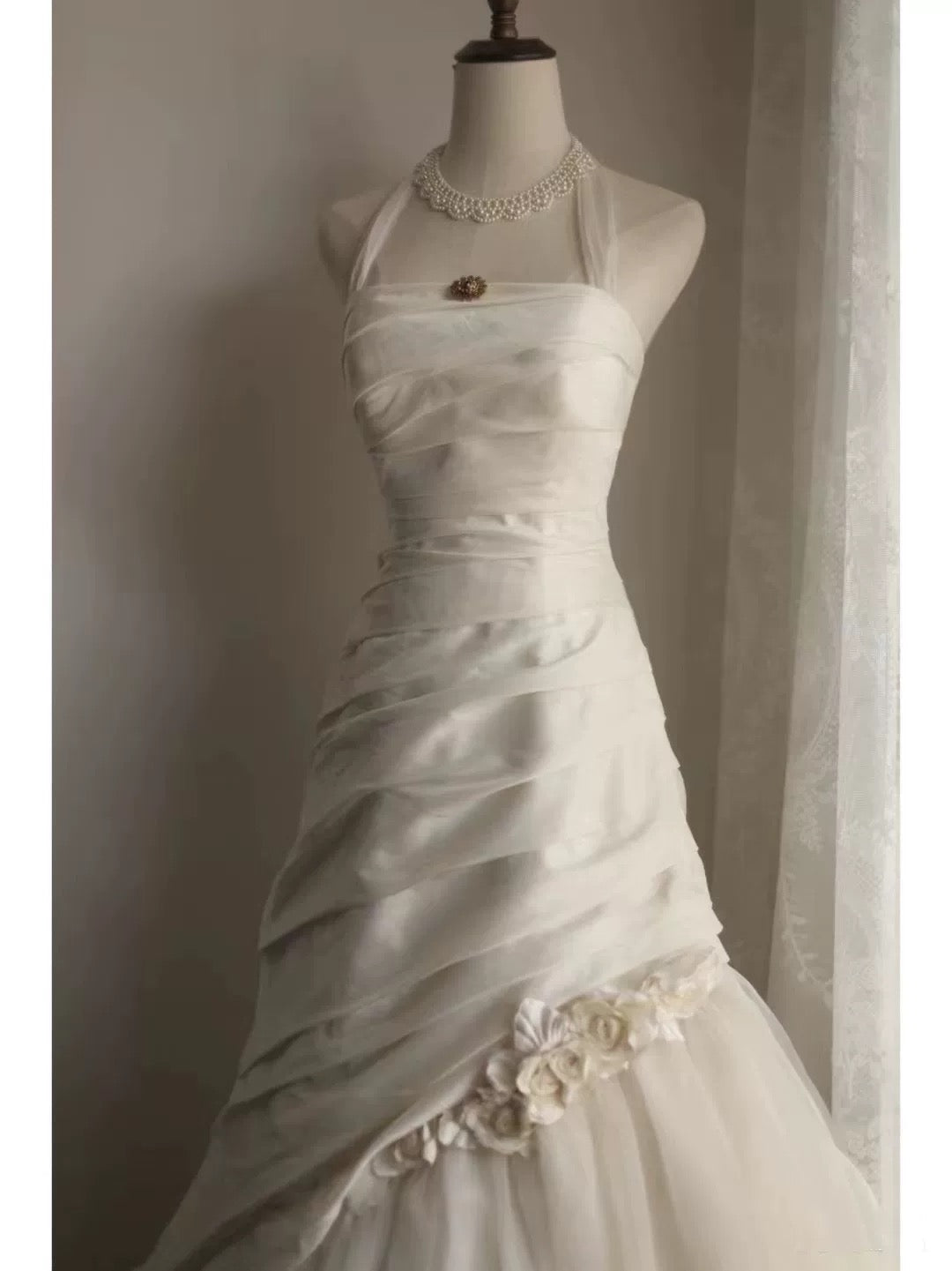 Chic Mermaid Halter Satin Ivory Long Wedding Dress Bridal Dresses SD2758