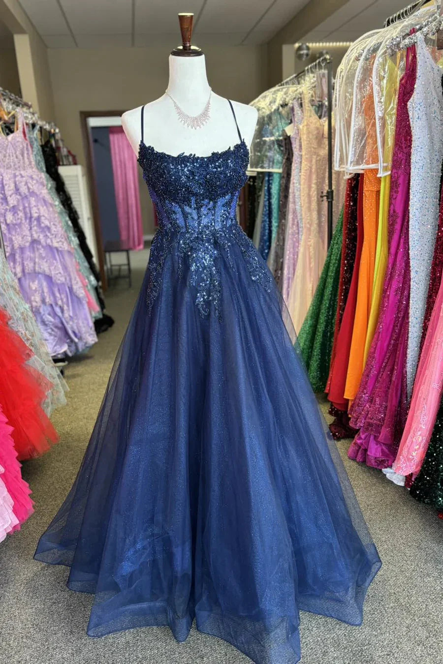 Sparkly Tulle A-Line Appliques Bateau Sleeveless Party Prom Dress