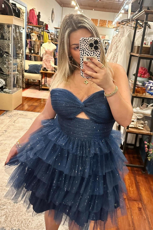 Sparkly Tulle A-Line Strapless Short Tiered Party Homecoming Dress