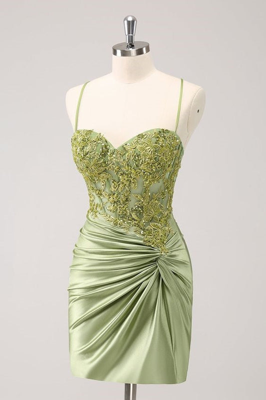 Sparkly Lace-Up Back Appliques Pleated Homecoming Dress