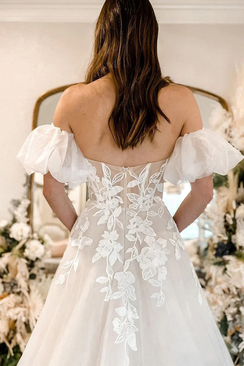 Sweetheart Empire Lace Appliques A-Line Beach Wedding Dress