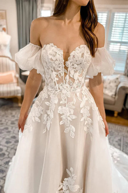 Sweetheart Empire Lace Appliques A-Line Beach Wedding Dress