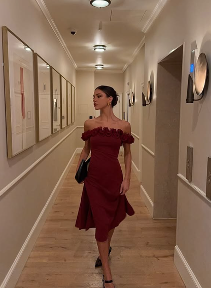 Elegant A Line Strapless Burgundy Satin Long Prom Dress Outfits SH5067