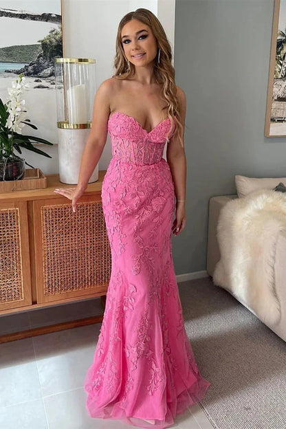 Trumpet Sweetheart Strapless Lace Appliques Prom Dress