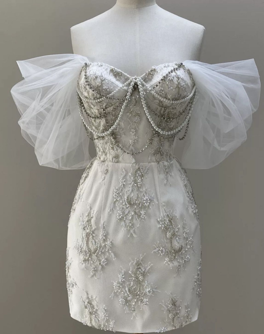 Gorgeous Sweetheart Neck White Satin Lace Applique Sheath Short Formal Birthday Outfits Homecoming Dress D279