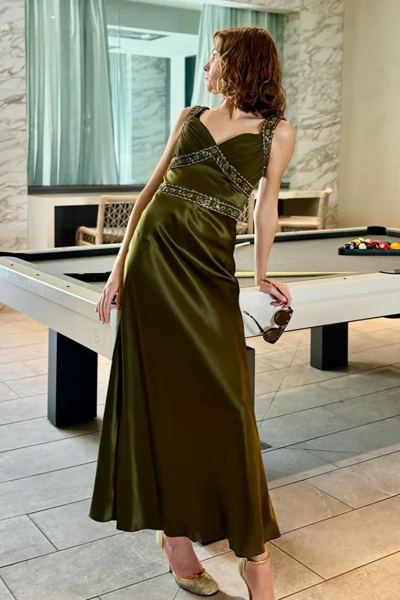 V-Neck Straps Empire A-Line Beaded Appliques Party Prom Dress