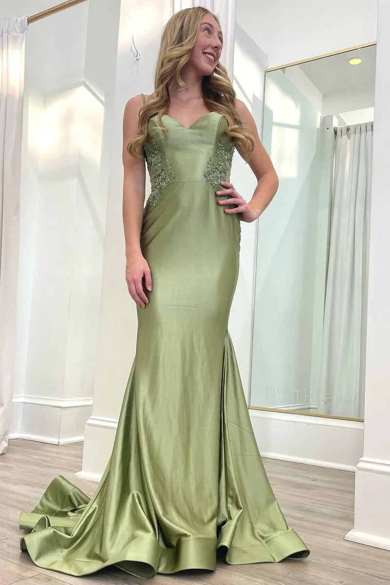 V-Neck Spaghetti Straps Appliques With Train Prom Dress
