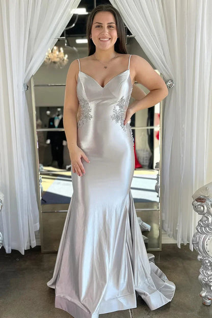 V-Neck Spaghetti Straps Appliques With Train Prom Dress