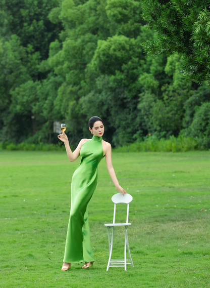 Charming Green Sheath Halter Satin Open Back Prom Dress 21th Birthday Dress SH4382