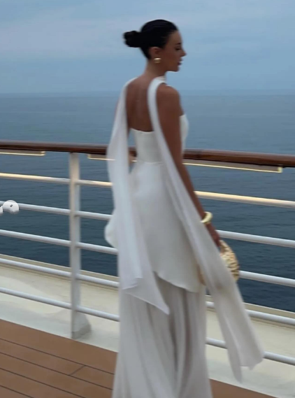 Simple Wedding Dress A line Strapless Chiffon Summer Beach White Split Wedding Dresses Bridal Gowns W0115