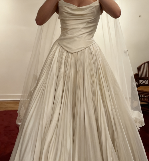 Modest Wedding Dress Ball Gown Strapless White Satin Long Wedding Dresses Brides Dress Bridal Gowns W0121