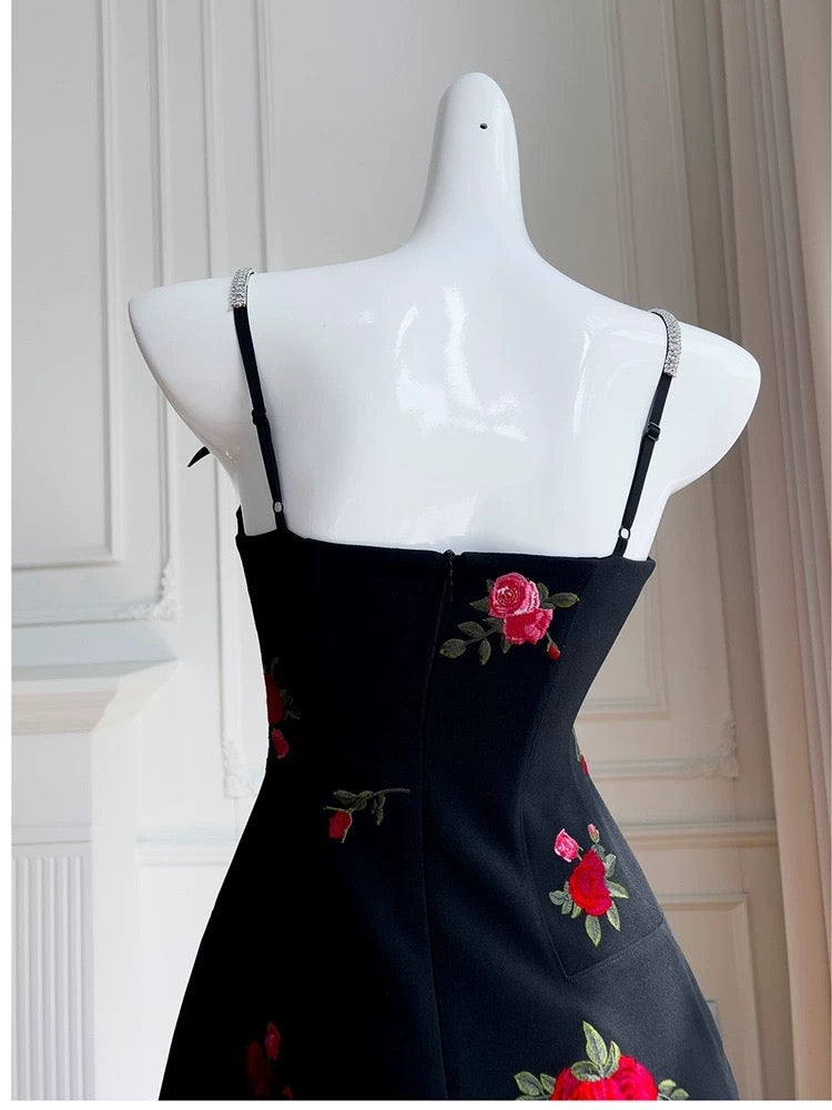 Trendy A line Spaghetti Straps Black Floral Short 8th Grade Homecoming Dress Summer Middle School Hoco Dresses Cocktail Dress Birthday Outfits W966
