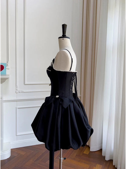 Elegant A line Spaghetti Straps Little Black Dress Satin Sleeveless Formal Short 8th Grade Homecoming Dress Summer Middle School Hoco Dresses Cocktail Dress Birthday Outfits W990